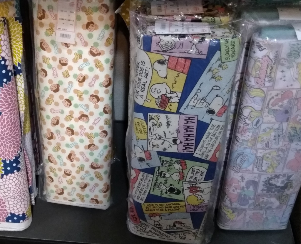 キャラクター生地