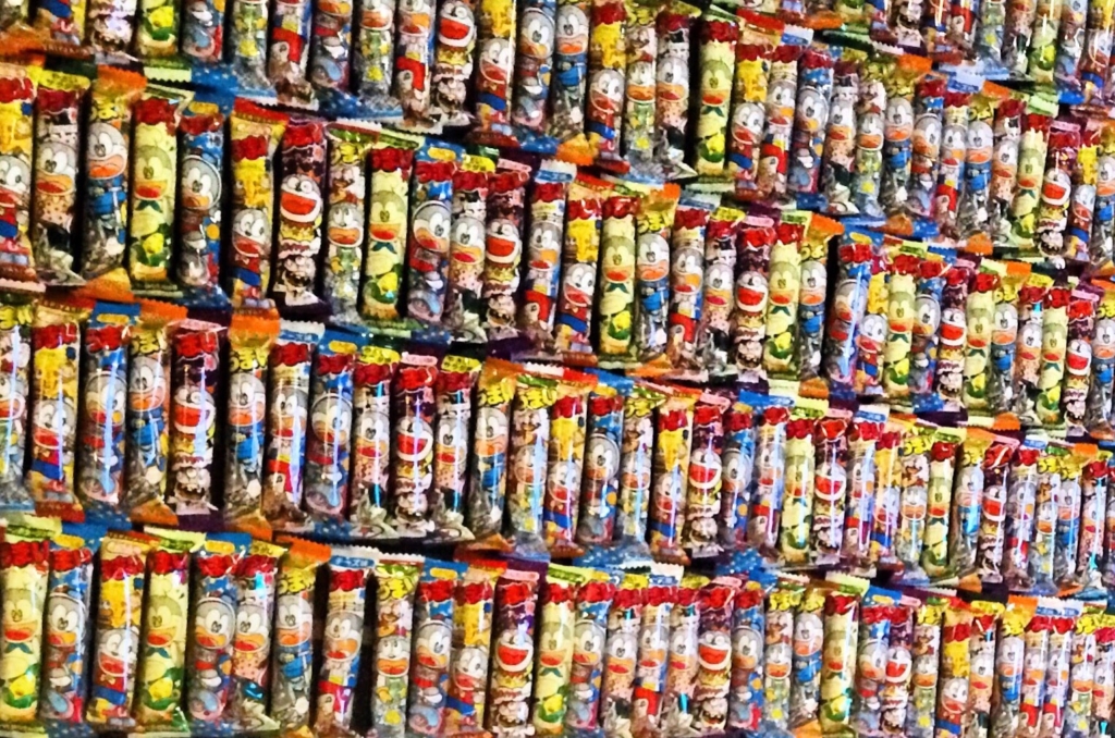 画像に alt 属性が指定されていません。ファイル名: japanese-famous-snack-umaibou-1024x678.jpg
